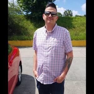 Meet your Posher, Casey